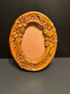 Vintage Yesteryear Picture Frames, Downey, CA, Wooden Ornate Carved Frame-5x7